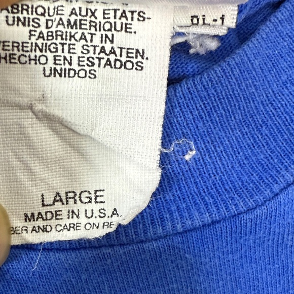 Vintage Disney 45th Anniversary Royal Blue Kids T-Shirt with Castle Design - Picture 4 of 8